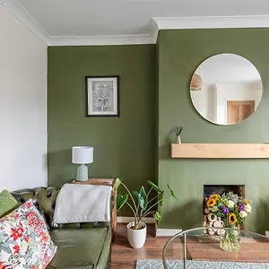 With Free Parking, 10 Min Walk To Bar Walls , York United Kingdom