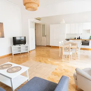 https://central-apartment-stephansdom.vienna-besthotels.com